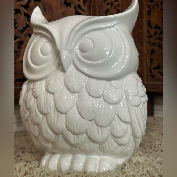 Other - White Ceramic Owl Vase - Beautiful Owl for Flowers or a Simple Decor